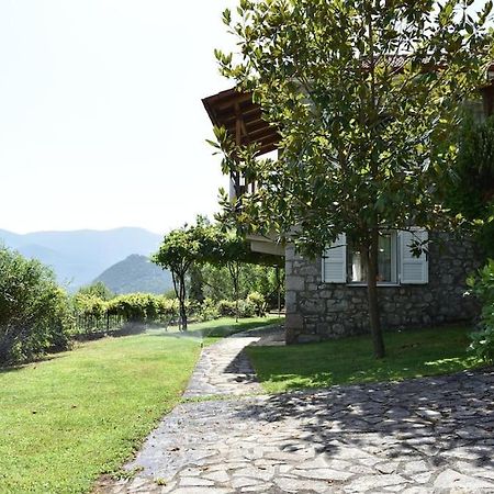 Lílaia Holiday Cottage מראה חיצוני תמונה
