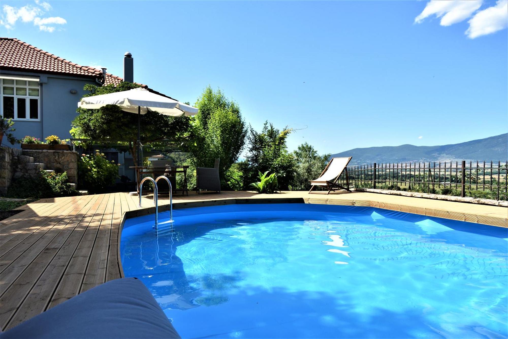 Lílaia Holiday Cottage מראה חיצוני תמונה